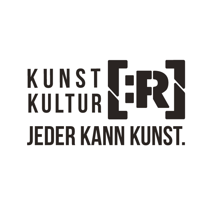 Logo Rotor KunstKultur, Erscheinung eckige klammer gefolgt von Doppelpunkt großem R und geschlossener eckiger Klammer. Slogan: Jeder kann Kunst. 